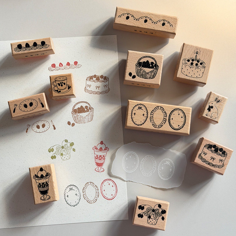 Vintage Collectible Stamps - แสตมป์ยางลายกระต่ายวินเทจ ลายลูกไม้สตรอว์เบอร์รี สำหรับงาน DIY สมุดภาพ อัลบั้มรูป