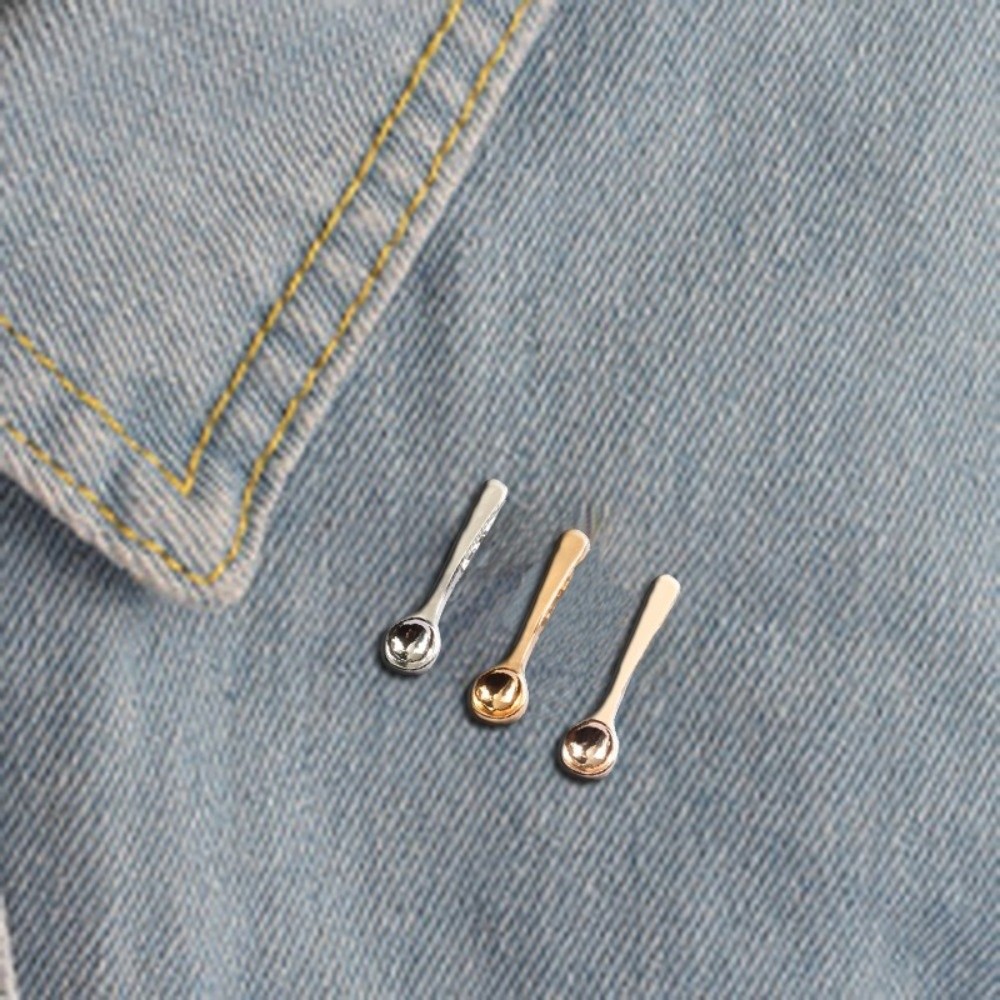 Vintage Collectible Spoons - เข็มกลัดรูปช้อนดีไซน์น่ารักทันสมัย ขนาดเล็ก ช้อนกาแฟโลหะดีไซน์สร้างสรรค์ เข็มกลัดติดปกเสื้อ ของสะสมวินเทจ เข็มกลัดโลหะ