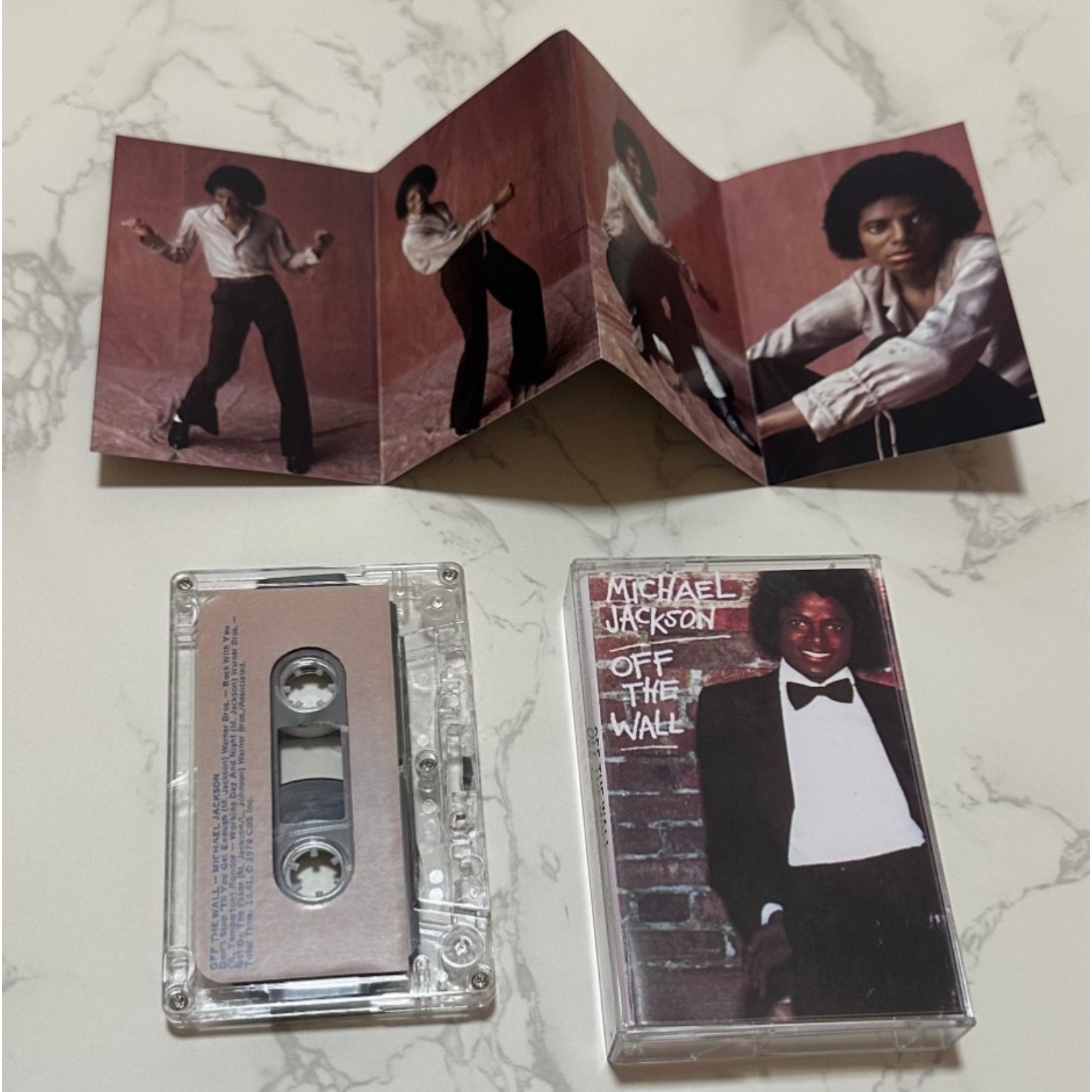 Vintage Collector - เทปคาสเซ็ตเพลงป๊อปสไตล์วินเทจ เทปเสียงย้อนยุคคลาสสิก พร้อมสมุดภาพพับได้ สำหรับผู้ที่ชื่นชอบและสะสมเพลงย้อนยุค