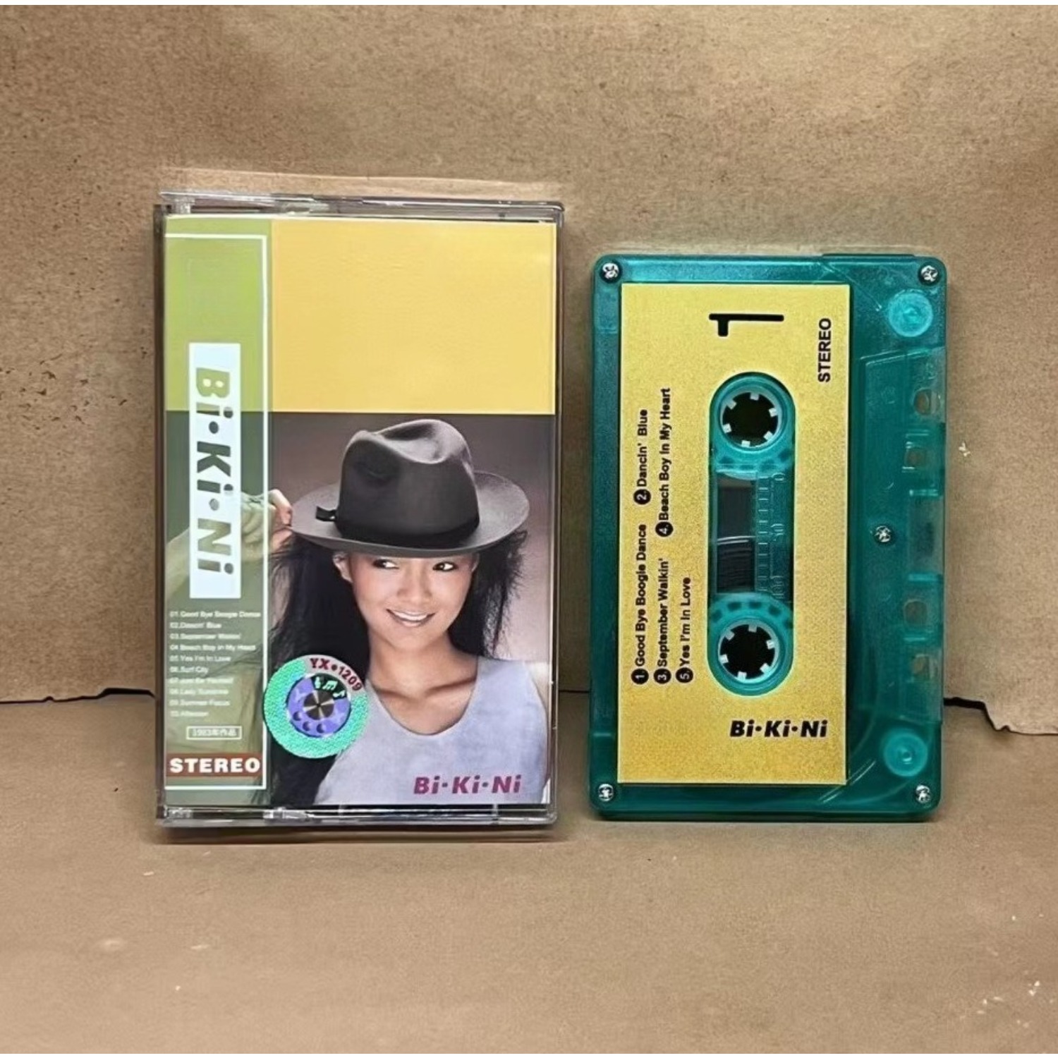 เทปคาสเซ็ตเพลงป๊อปสไตล์เรโทร-ญ - Vintage Collectibles บทวิจารณ์และราคา