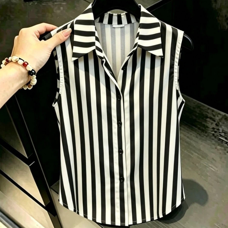 เสื้อเชิ้ตแขนกุดลายทางตัดสีติด - Vintage Collectible Buttons บทวิจารณ์และราคา