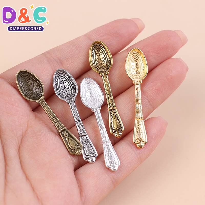 10ชิ้นช้อนขนาดเล็กสำหรับบ้านตุ - Vintage Collectible Spoons บทวิจารณ์และราคา