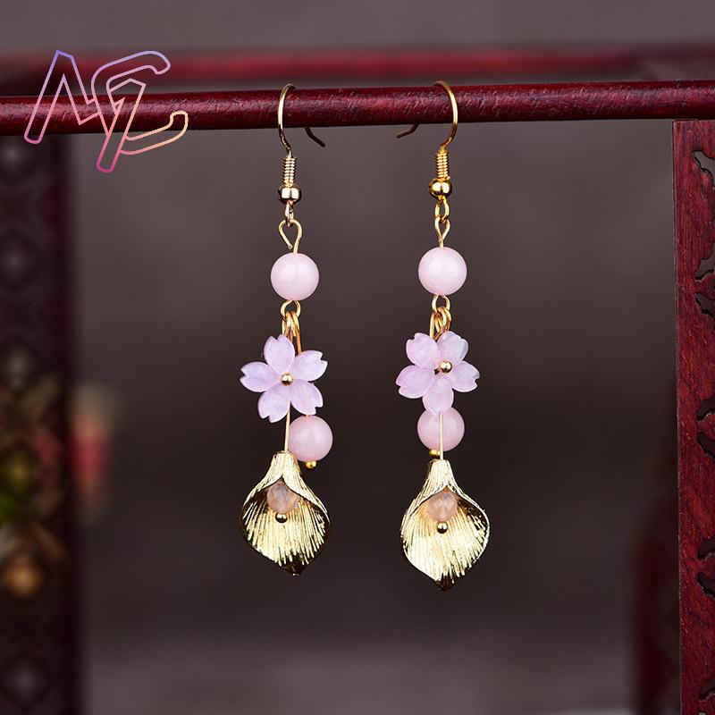 ต่างหูหยกธรรมชาติสีชมพู ลายดอก - Vintage Collector บทวิจารณ์และราคา