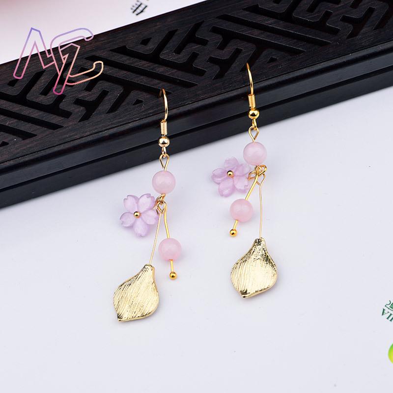 ต่างหูหยกธรรมชาติสีชมพู ลายดอก - Vintage Collector บทวิจารณ์และราคา