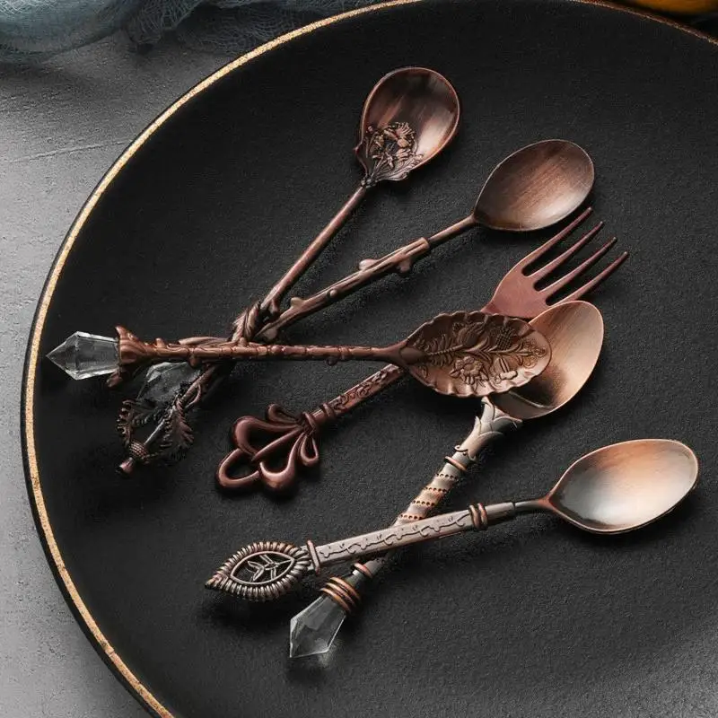 ชุดช้อนส้อมสไตล์วินเทจ 6 ชิ้น  - Vintage Collectible Spoons บทวิจารณ์และราคา