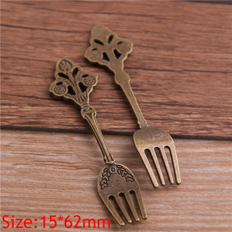 6PCS ผสม 2 สีดอกไม้อินเทรนด์ V - Vintage Collectible Spoons บทวิจารณ์และราคา